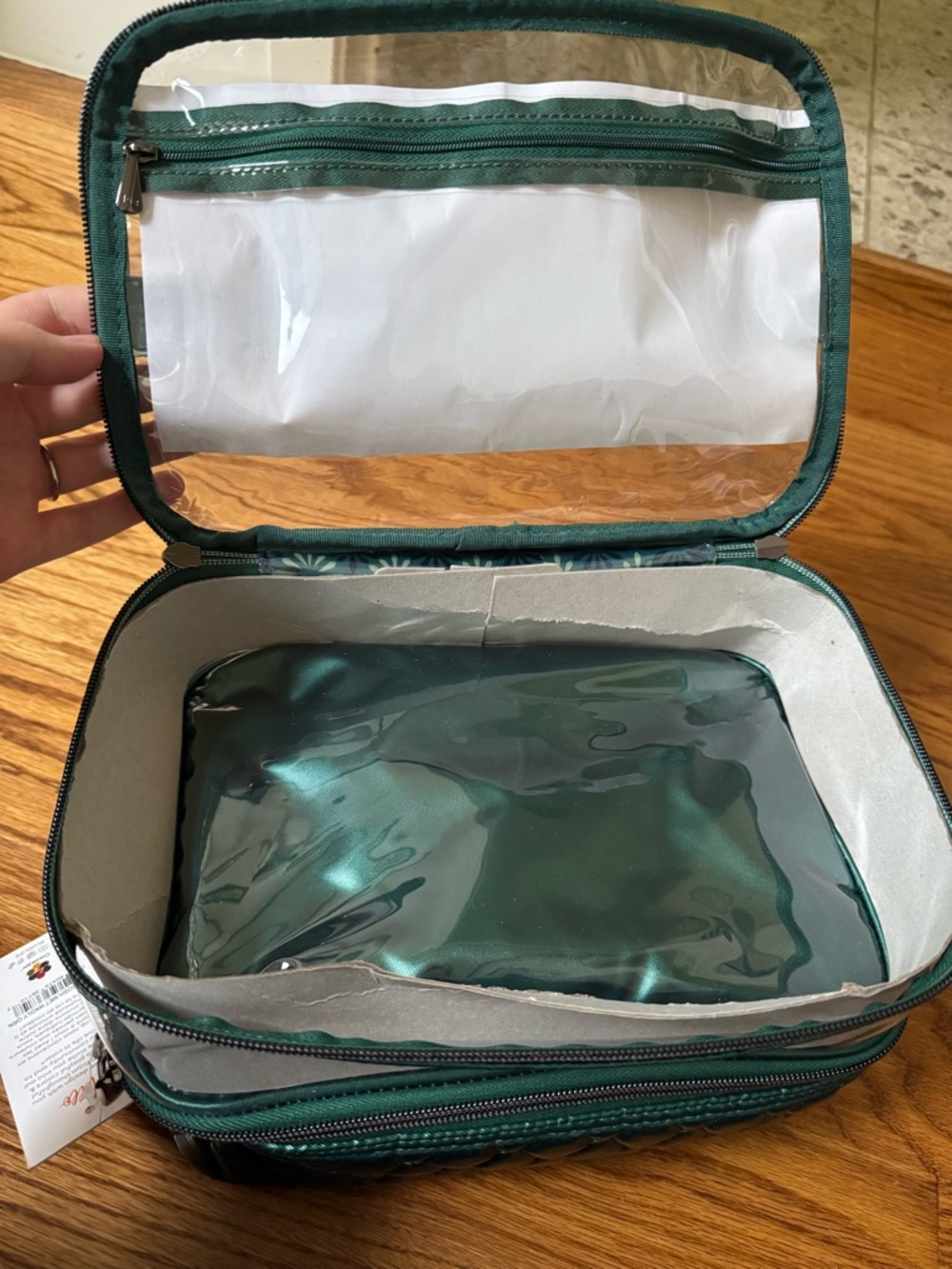 NWT Lug Whoosh Cosmetics Case - Metallic Wickedly Green - Picture 4 of 8